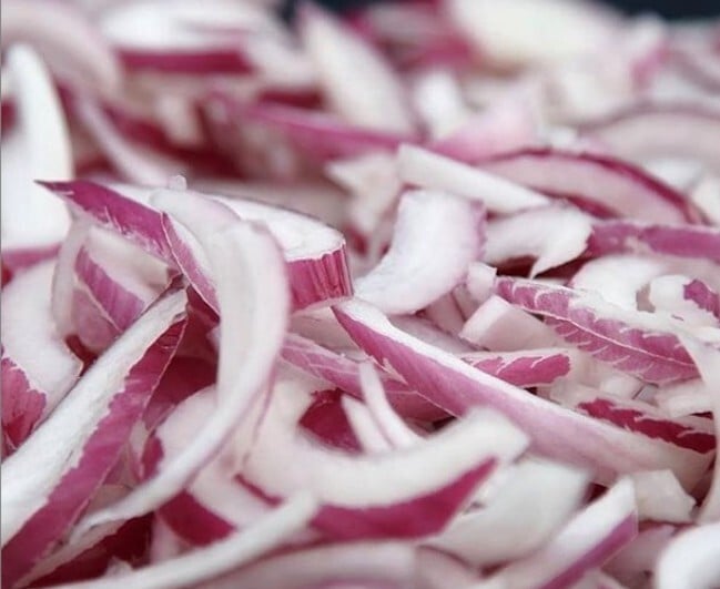 moulton bulb garlic image